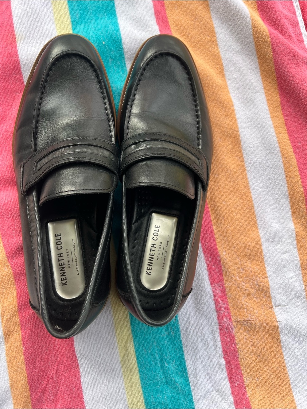 Kenneth Cole Black Leather Penny Loafers - Slip-On Dress Shoes